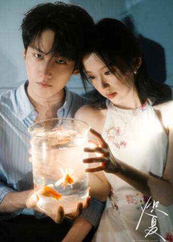 《炽夏》抢鲜看！包上恩周柯宇心跳共振