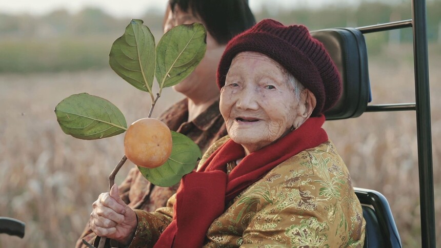 104岁李香亭把闯劲化作立身底气