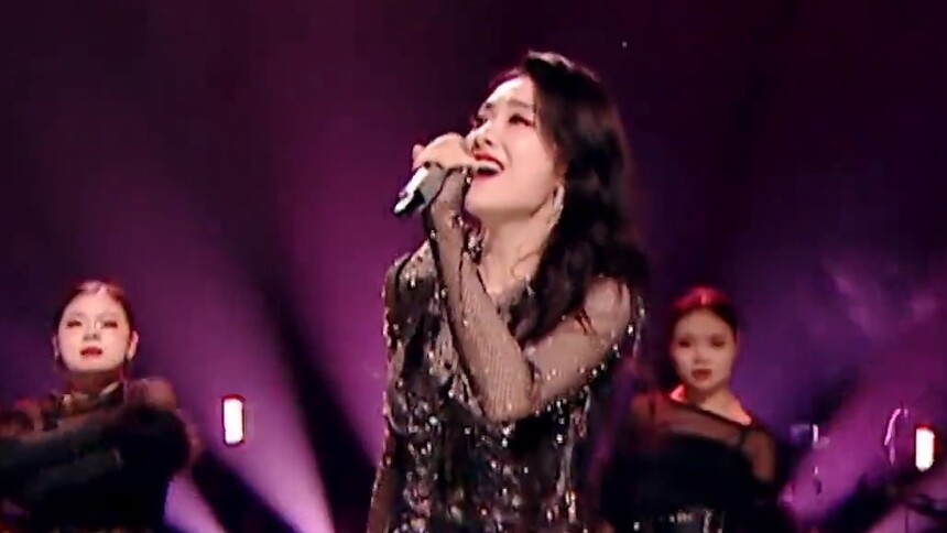 喻言《怪美的》心动直拍