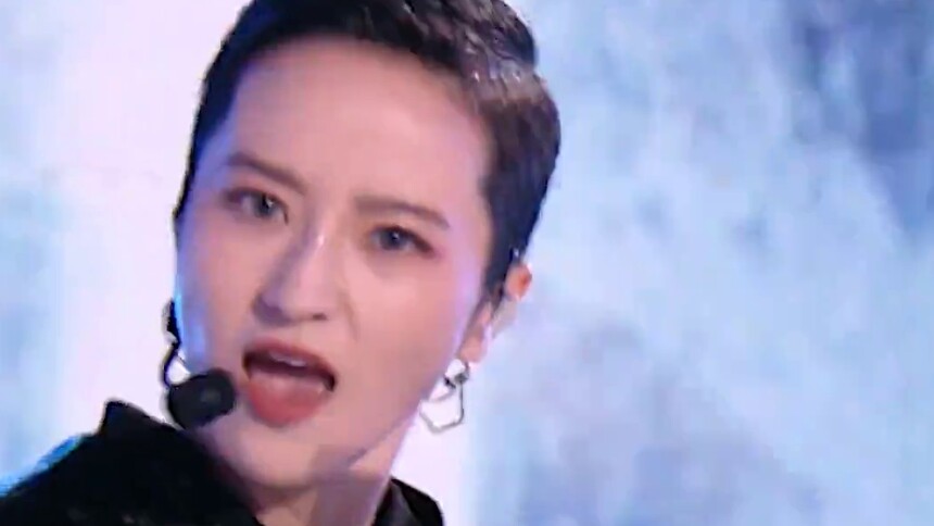 李晟/黄英/管乐/蒋一侨/李艺彤《蒙娜丽莎》心动直拍