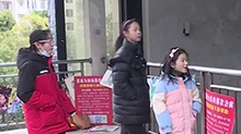 11岁女孩卖画救母（三） 为了女儿 我想和时间赛跑