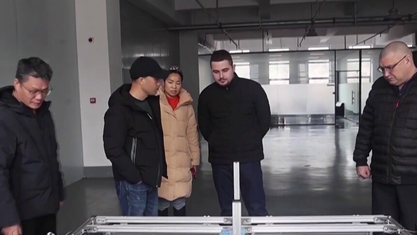 开足马力忙生产 拼出“开门红”