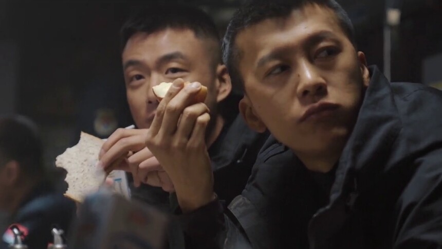 《蛟龙行动》科普短片 潜艇兵们吃什么