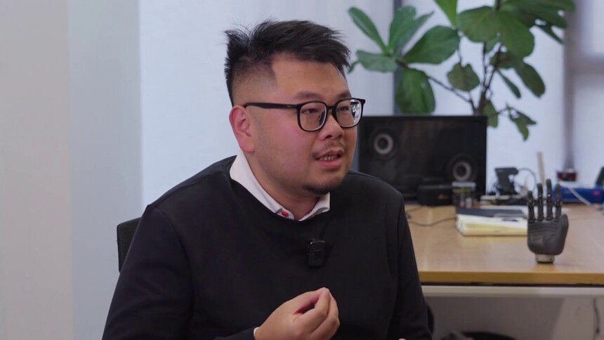 秀我中国｜专访强脑科技创始人韩璧丞：创新人机共生的新未来
