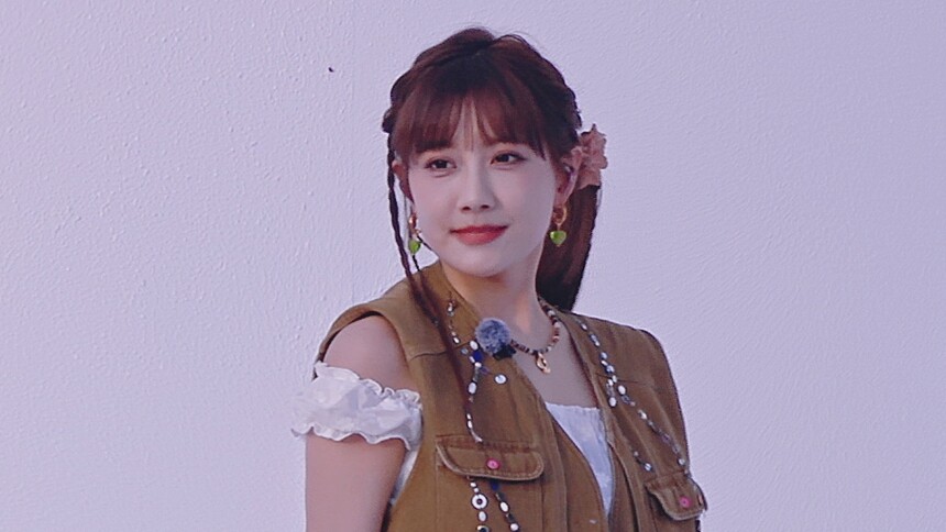 一公直拍：李艺彤《平凡之路》