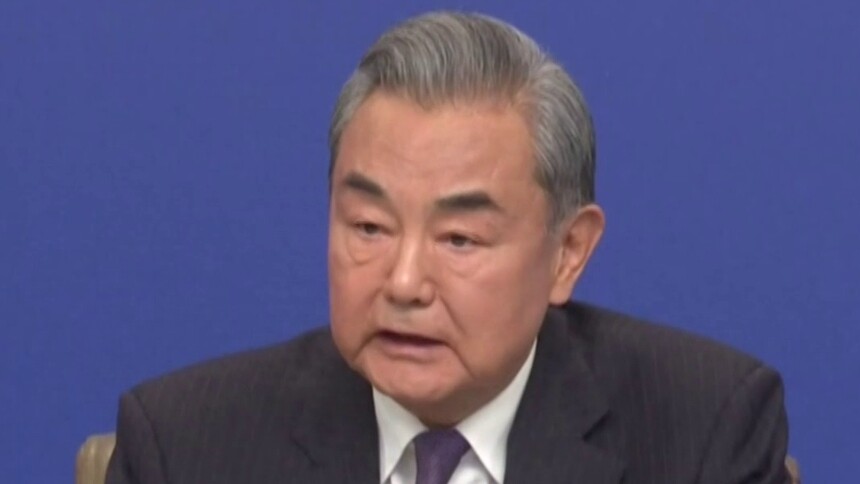 两会·外长记者会｜王毅谈全球治理：中国将坚定做多边体系的中流砥柱