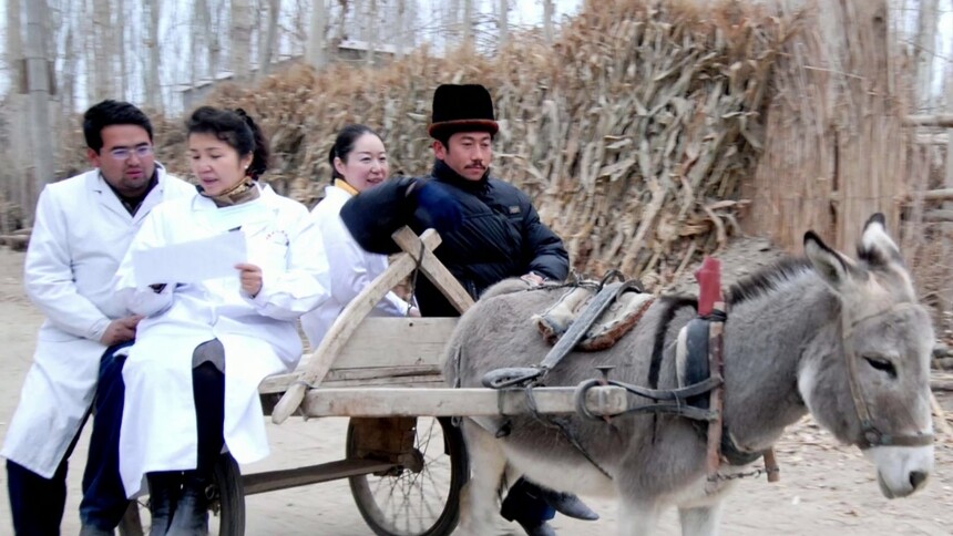 玛依努尔·尼牙孜：守护妇女健康 照亮患者心灵