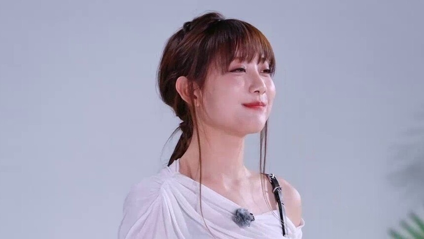 李艺彤和叶童抢队友？小嘴叭叭突然嘴笨