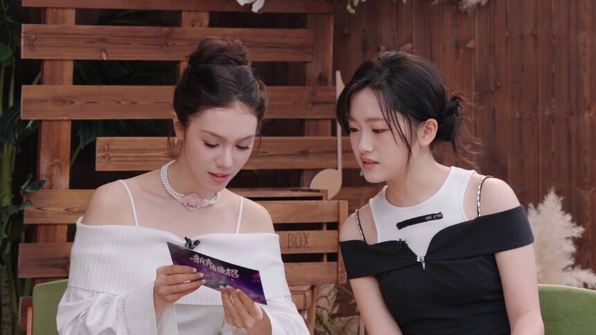 《甜蜜的任务》1月16日看点：《声鸣远扬2025》包美琳李佳蓓在线连线家人！