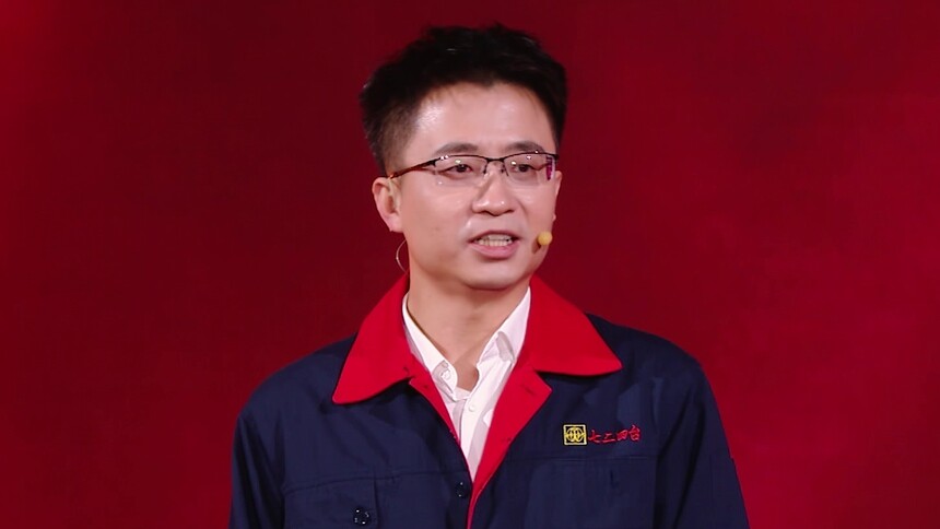 孙伟：看升旗的爱国梦