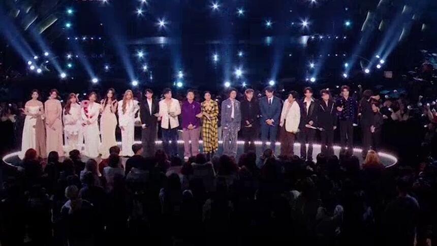 纯享：大合唱《故乡的云》