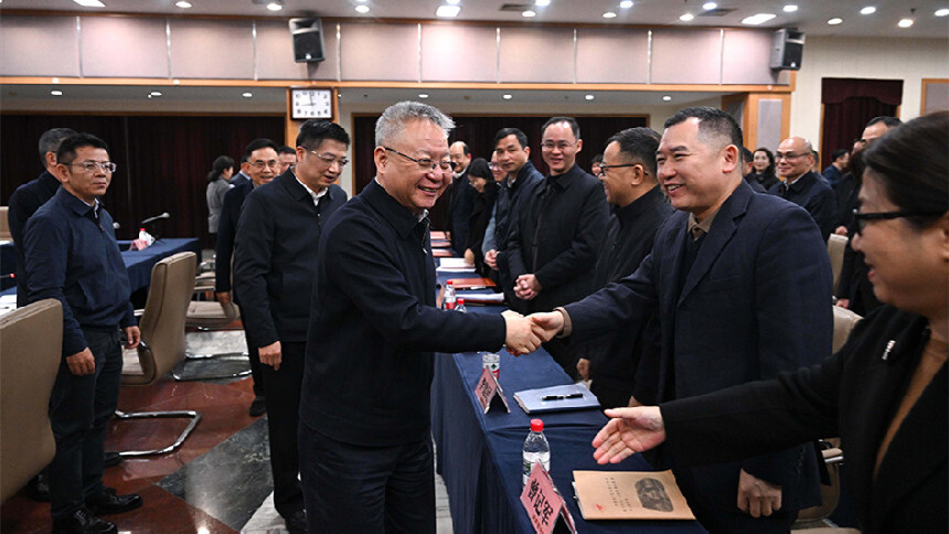 沈晓明走访慰问部分中央驻湘单位 深化改革创新 积极献计出力 为实现“三高四新”美好蓝图作出更大贡献