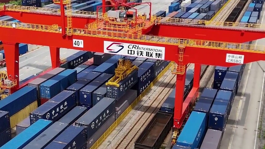 湖南铁路发展跑出“加速度”