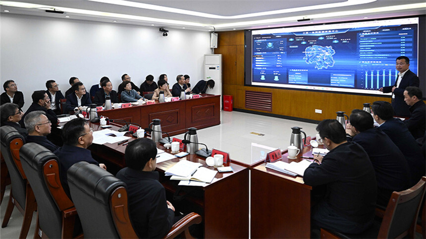 沈晓明调研“三医一张网”建设工作 创新体制机制 优化平台功能 不断提升医疗服务能力和管理水平