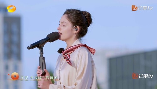 纯享：朱莉娅《À tes lèvres你的唇间》