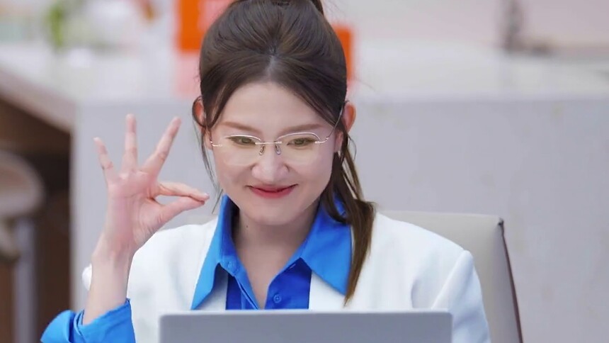 孟羽童模仿高卿尘跳复古摇