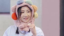 何雯娜自创手势舞口诀教何冲