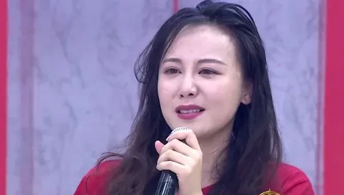 翁炜炜谈铁三角游戏表现狂飙泪 王祖豪盛赞队员意志力满分
