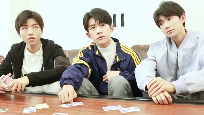 tfboys《tf小黑屋》第八期 三小只玩纸牌游戏全程痴汉笑-娱乐-高清