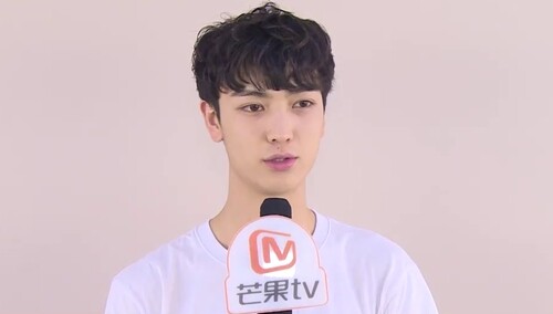 快男每日捞:杨梓鑫连输焦迈奇不服气 洪雨雷