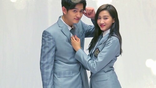 极光之恋幕后花絮马可关晓彤拍情侣照甜齁了