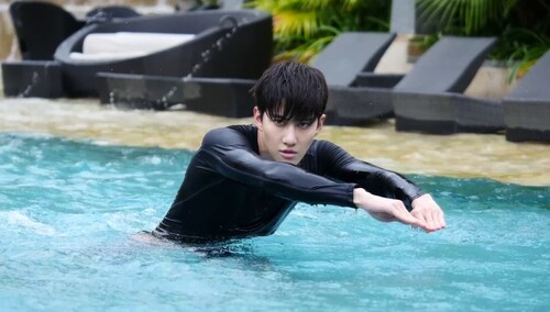 游泳先生独家花絮mike泳池写真背后的故事