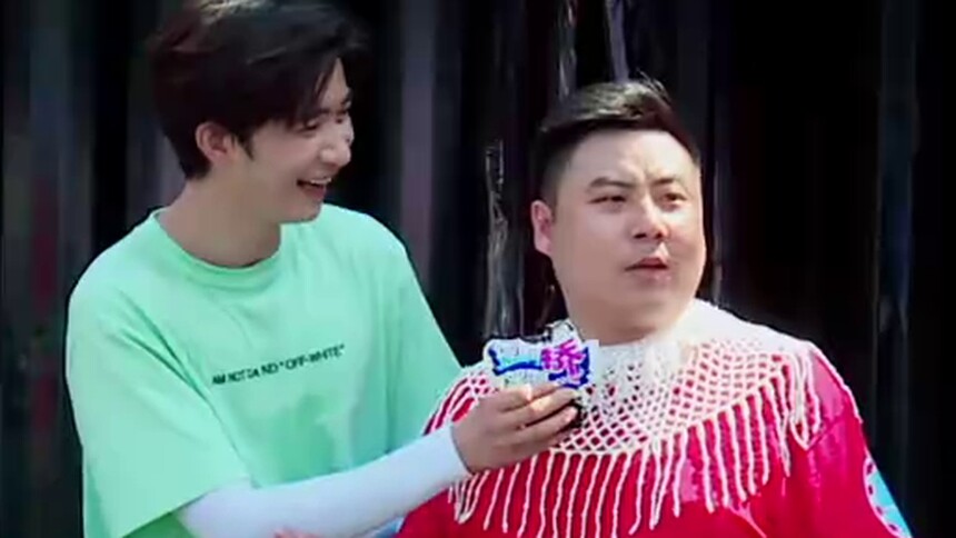 u0 节目简介摇啊笑啊桥播出:湖南卫视 / 芒果tv主持人:杜海涛