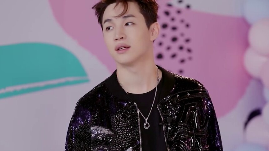 甜蜜的任务-未播花絮:刘宪华挑战"飞舞的纸条"表情萌萌哒-综艺-热门