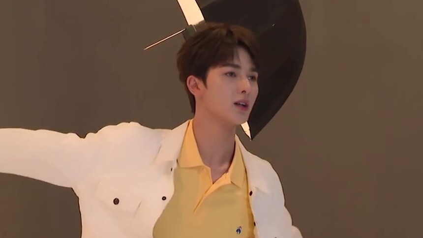 李权哲[超话]# [米奇比心]#李权哲少年可期.