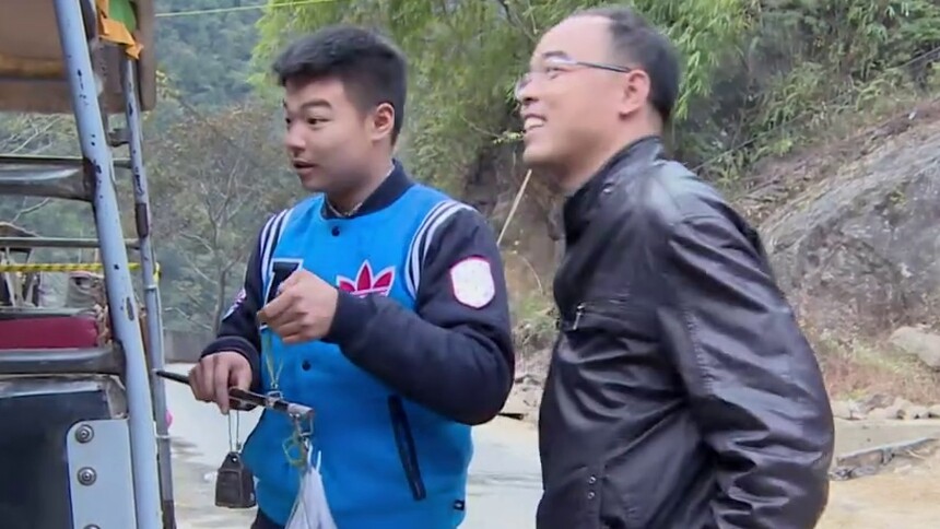 变形计20150203期:佳铭杀鸡被追责 怒与老爸撕x-综艺-高清视频在线