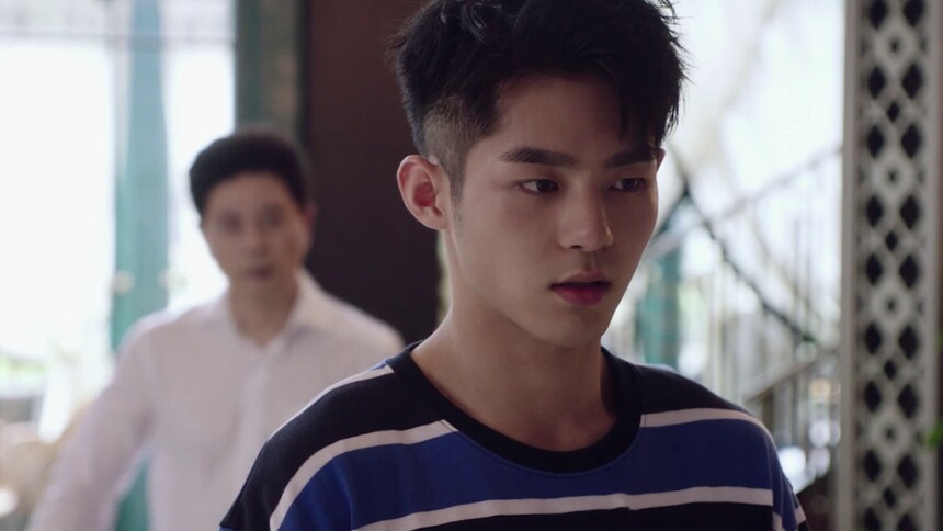 告白小曦02:51邦老师和法政院长喝酒谈心01:41姚申赛场失意情场得意01