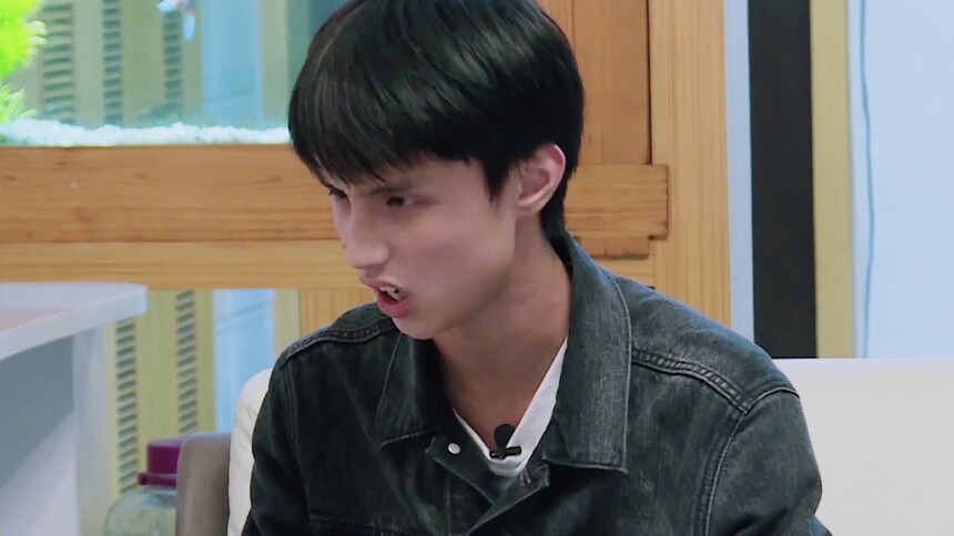 变形计第十八季 少年篇第16期:张云龙与母亲陷入"冷战" 饭桌向爸爸