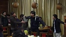帅气小哥单挑家暴丈夫