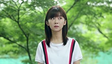 路夏教齐瑛打网球