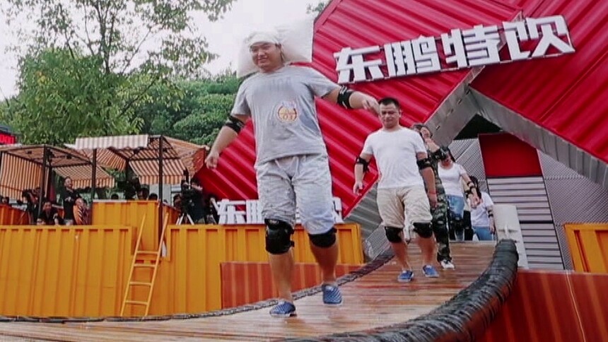 摇啊笑啊桥第三季20200910期:"黑猫警长"自带铜铃 大战"一只耳"-综艺