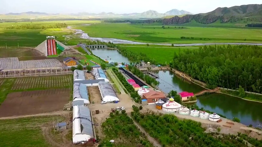 华诞丨内蒙古自治区兴安盟科尔沁右翼中旗额木庭高勒苏木巴彦敖包嘎查