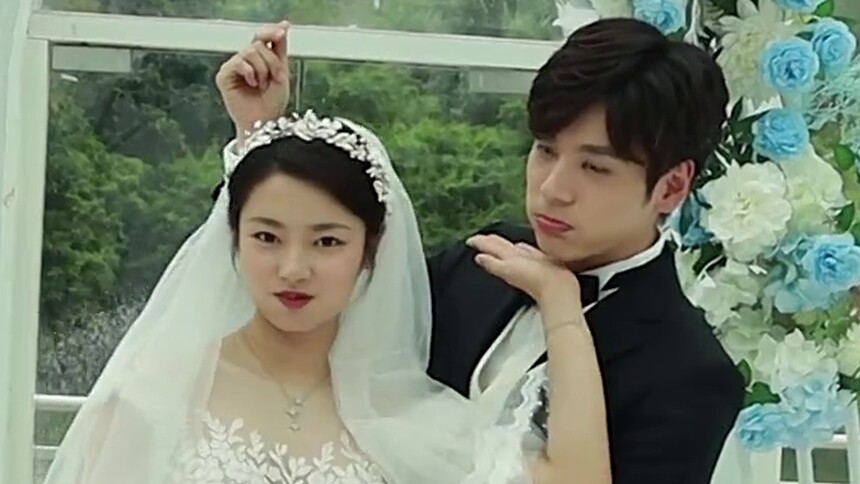 独家彩蛋魏哲鸣徐若晗甜蜜三连拍