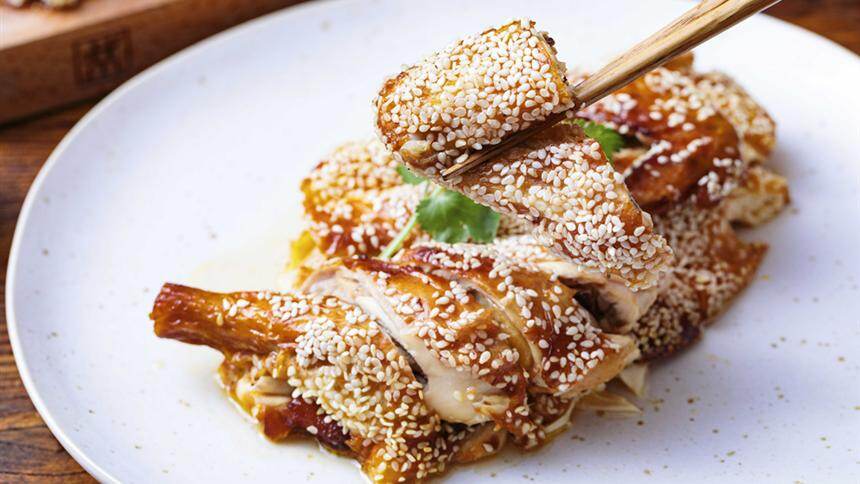 美食台 2020:芝麻吊烧鸡 - 高清视频在线观看 - 芒果tv