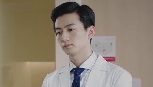 了不起的儿科医生邓子昂精华版第32集