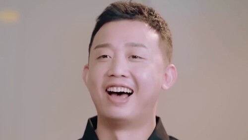 gai周延身份档案大公开!高冷酷盖如今已成超甜奶盖