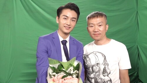 舒克与桃花独家花絮杀青啦陈晓可可爱爱献花