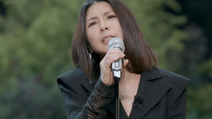 纯享：许茹芸超飒演唱《Dearlife》 铿锵有力感染力十足