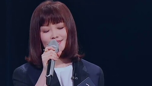 谁是宝藏歌手##金海心再唱把耳朵叫醒# 久违的亲切感.