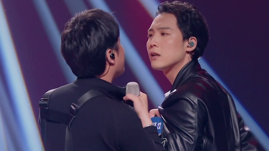 纯享:加号歌手lce paper&平行号歌手闫泽欢《拳》 颜值实力并存开启