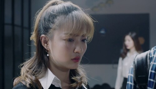 运成 / 谭凯 / 徐洁儿 / 闫龙飞 / 徐崴罗 / 张隽溢 / 胡睿 / 孙婉婷