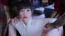 齐璋现身英雄救美