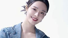 李莎旻子笑容明亮气质超群