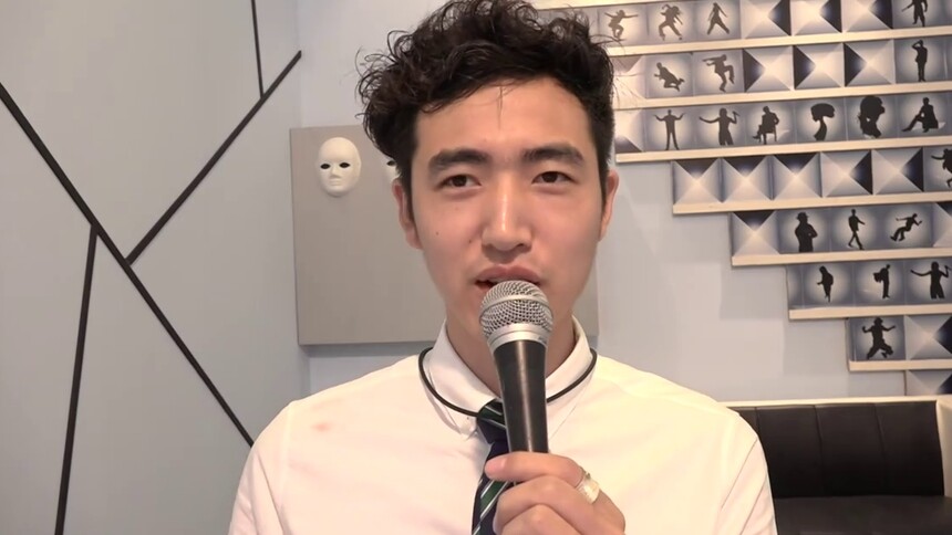 818完美聊天室20150819期白巍踢爆诺帆夫妇表白翁炜炜主动献吻