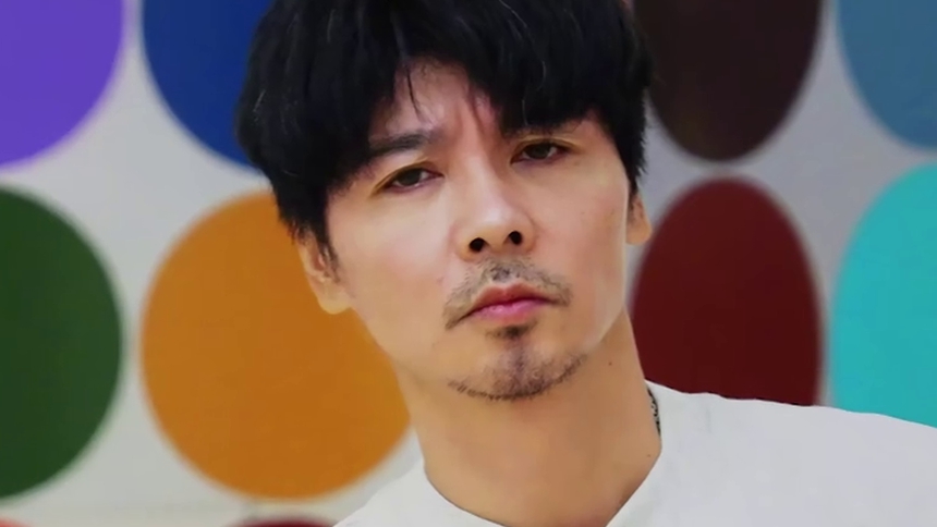 张晋分享日常健身vlog 肌肉线条吸睛好自律
