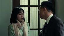 气到捶胸！穆主任精神控制白老师